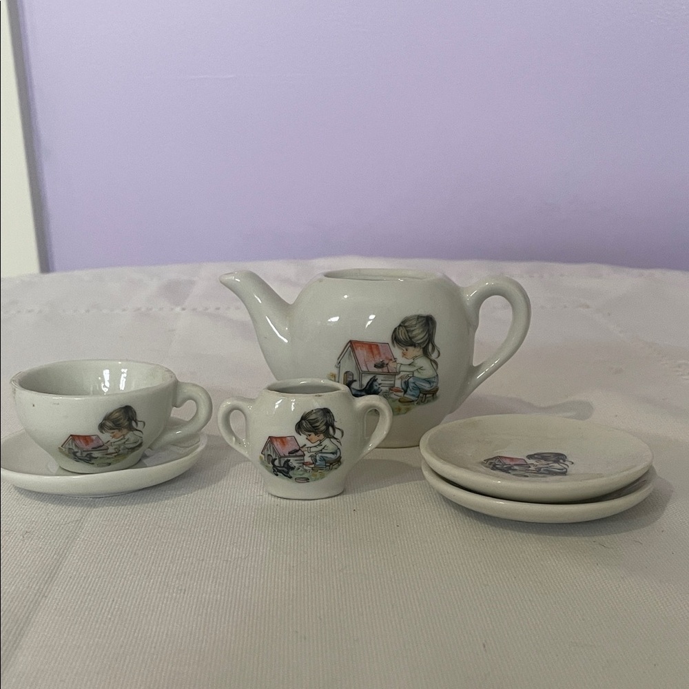 Charming White Tea Set with Child Illustration